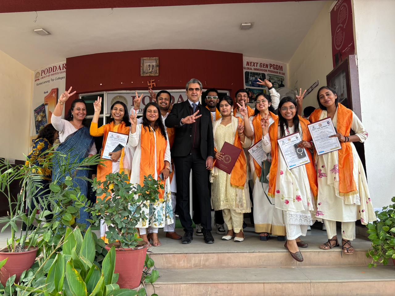 प्लेसमेंट के बाद अब डिग्री, स्टूडेंट्स को मिली दोहरी खुशी