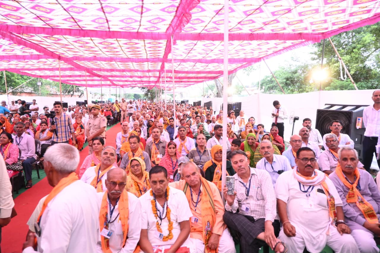 जयपुर से रामेश्वरम के लिए रवाना हुई वरिष्ठ नागरिकों की दूसरी विशेष ट्रेन