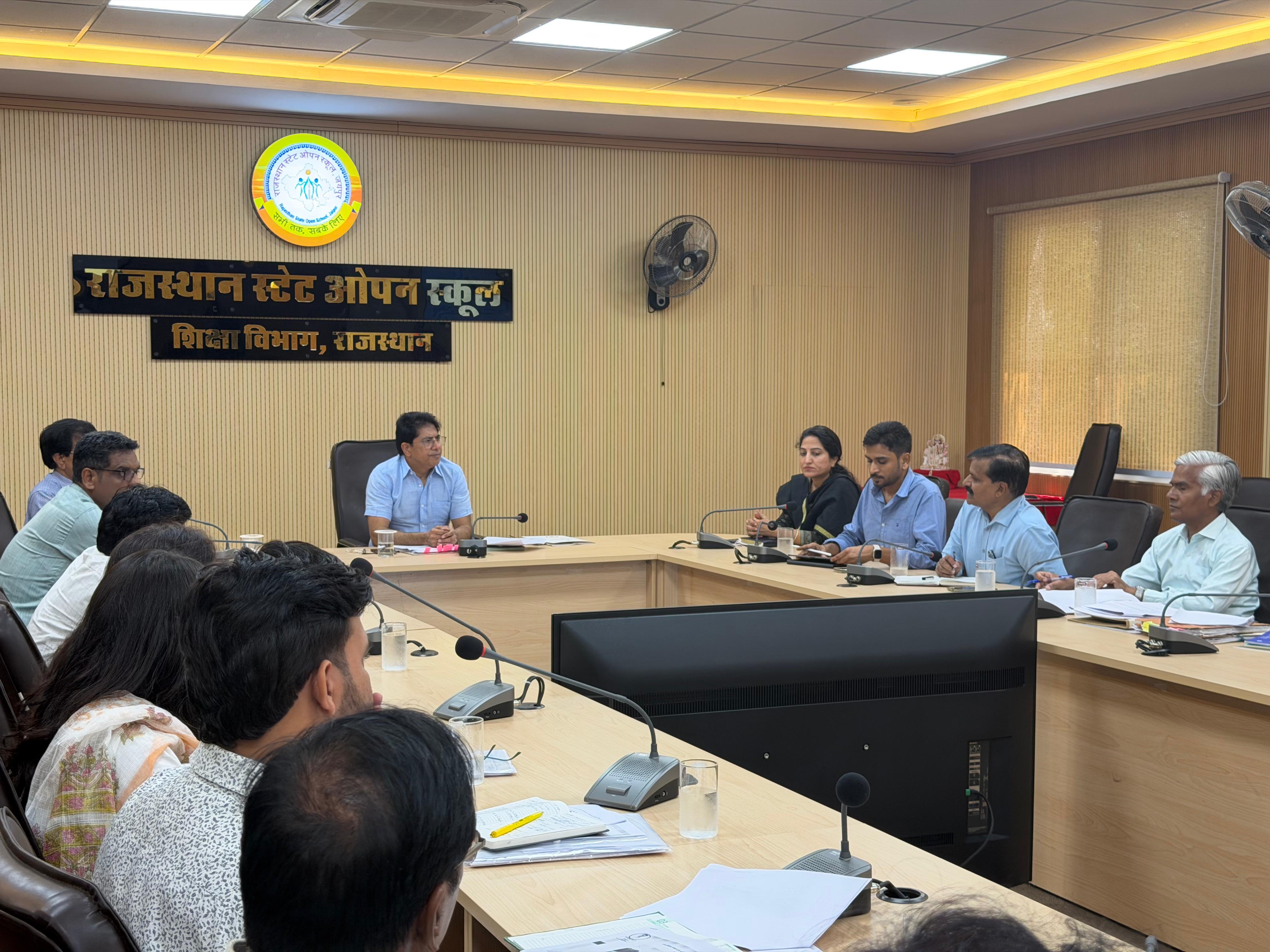 एसआईईएमएटी की कार्ययोजना को प्रभावी बनाने पर मंथन, साक्षरता से शिक्षा और कौशल से रोजगार की दिशा में बढ़ेगा कदम