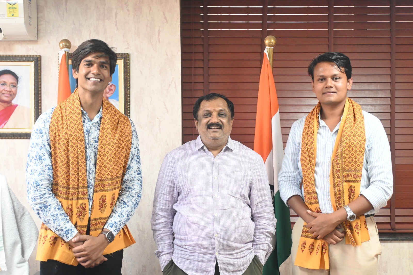 इटली से अंतरराष्ट्रीय अध्ययन पूर्ण कर लौटे केंद्रीय संस्कृत विश्वविद्यालय के छात्र