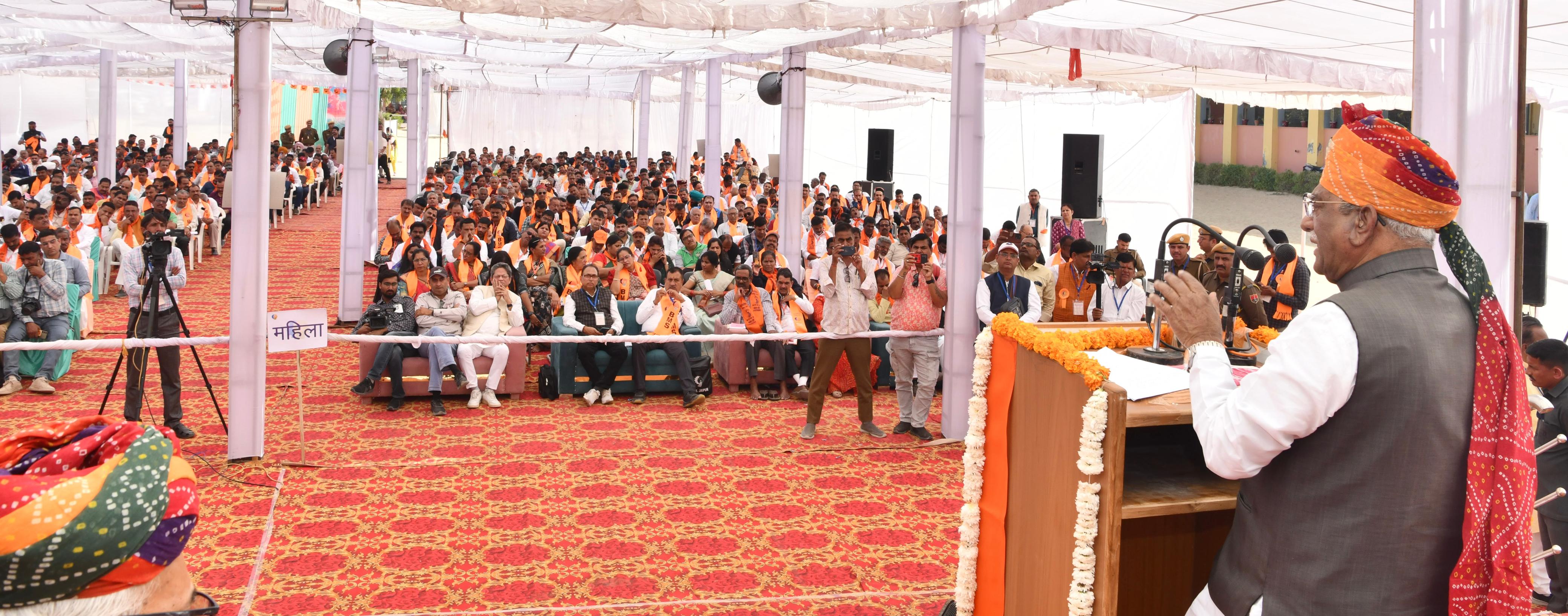 राज्यपाल ने भारतीय परिवहन मजदूर संघ के 26वें त्रैवार्षिक अखिल भारतीय अधिवेशन का किया उद्घाटन