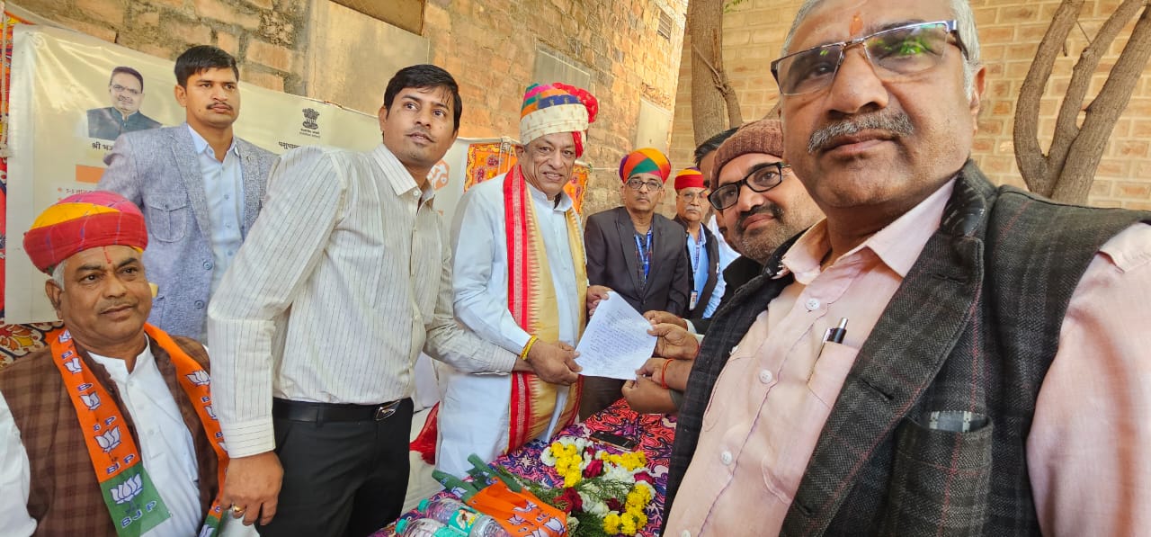 पशुपालन मंत्री जोराराम कुमावत ने मंगला पशु बीमा योजना के शिविर का किया निरीक्षण