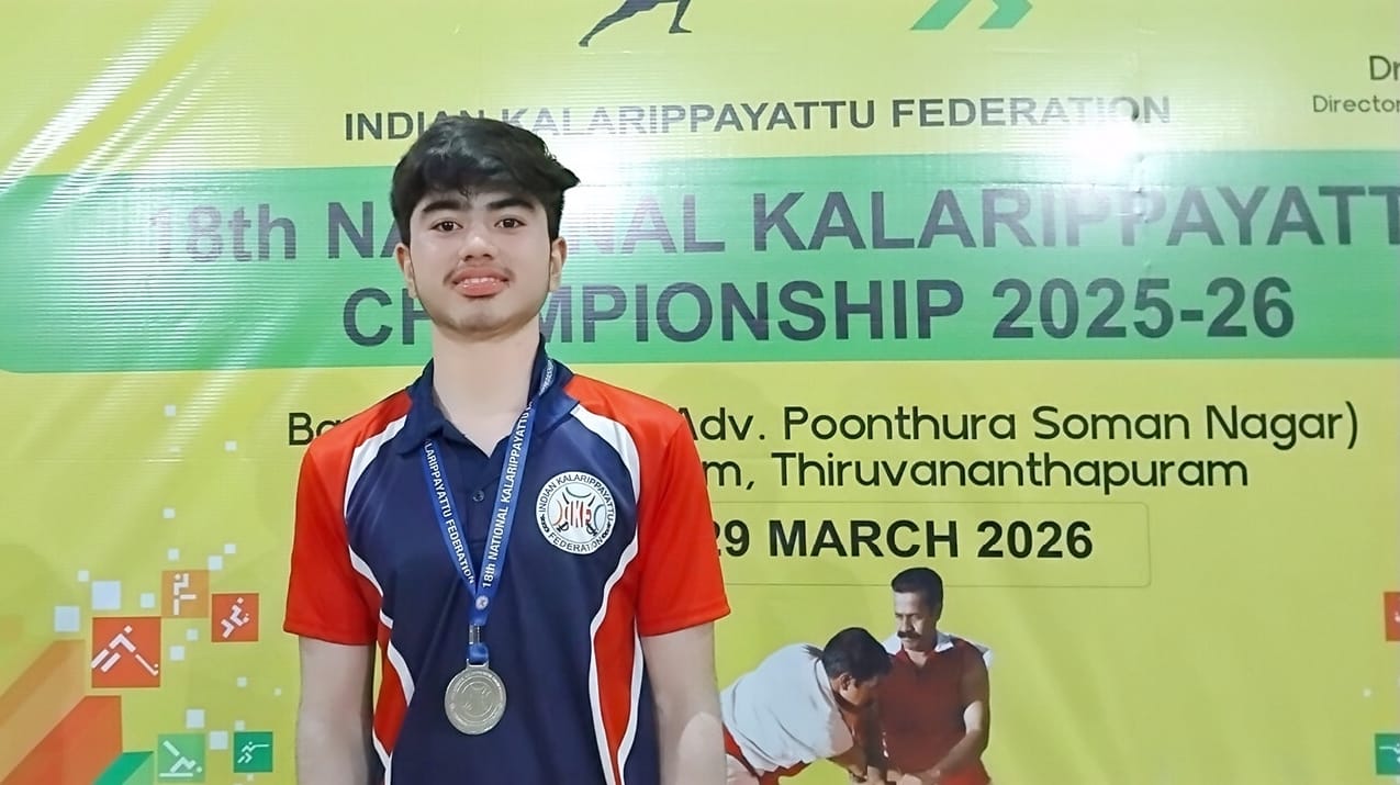 ओजस्व गजराज ने खेलो इंडिया नेशनल कलारीपेयट्टू  चैम्पियनशिप मे जीता रजत पदक