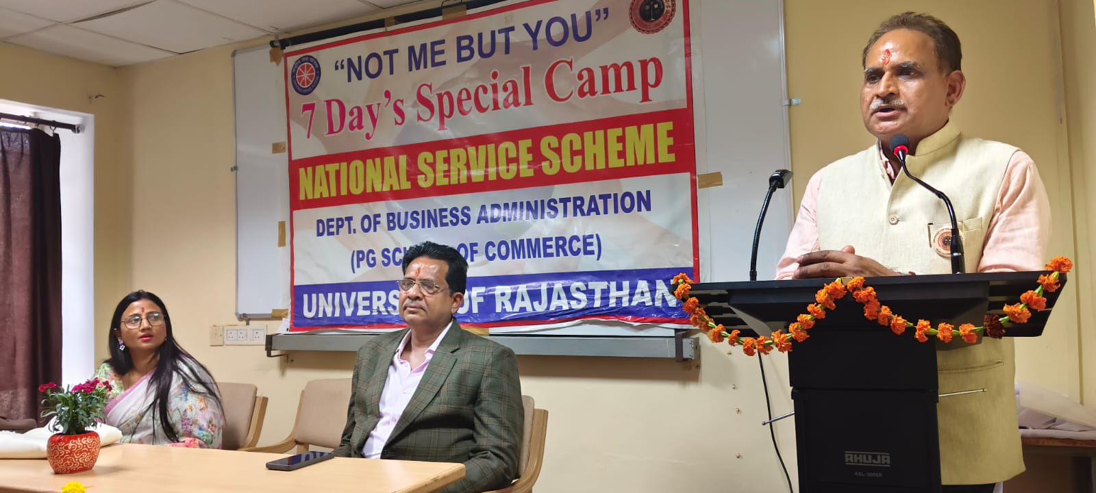 Organizes First-Ever Preamble Recitation Ceremony