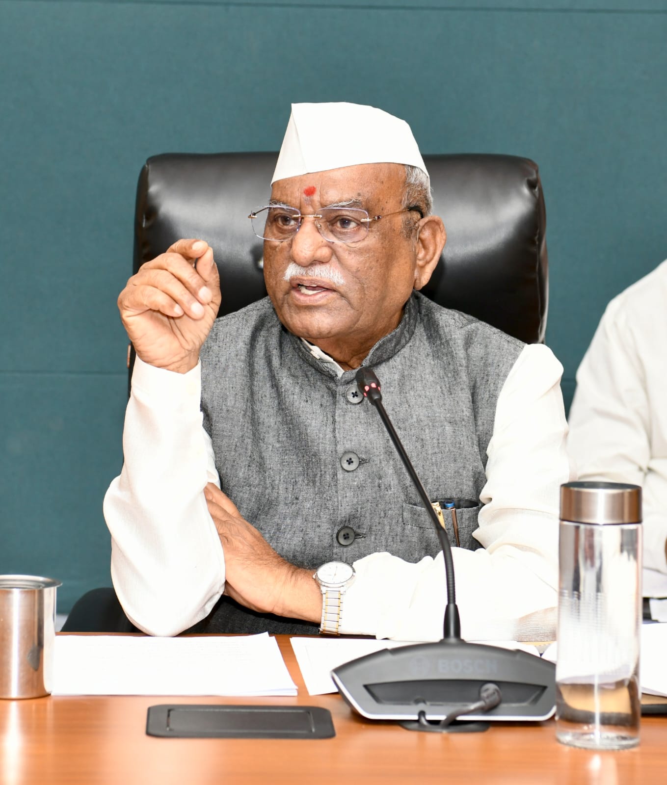 विद्यार्थियों की उपस्थिति अनिवार्य हो, ज्ञान, चरित्र और कौशल आधारित शिक्षा सुनिश्चित की जाए-राज्यपाल