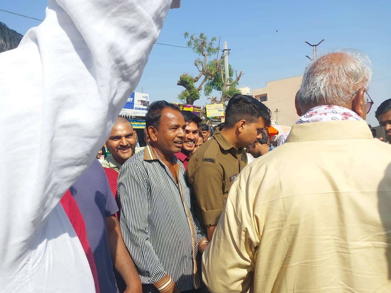 पंचायत राज मंत्री ने किया 2 ग्राम पंचायत का औचक निरीक्षण, अतिरिक्त मुख्य कार्यकारी अधिकारी को दिए जांच कर रिपोर्ट प्रस्तुत करने के निर्देश