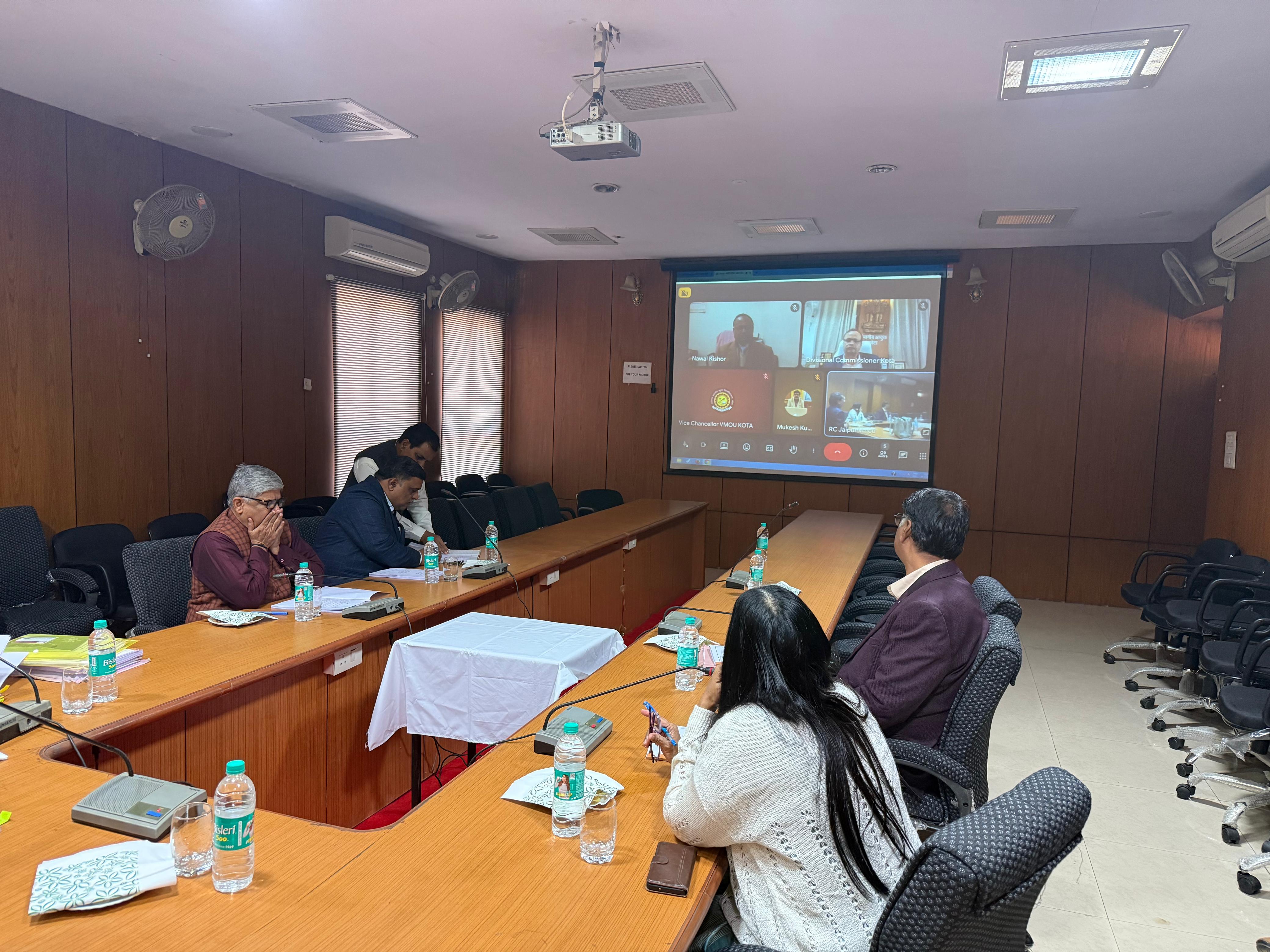 वीएमओयू : प्रबंध मंडल की 113वीं बैठक में हुए कई फैसले