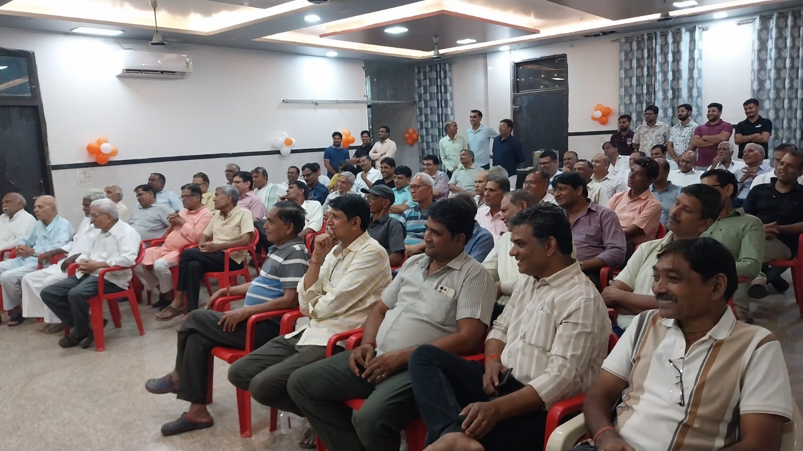 खंडेलवाल समाज ने किया सभापति आशीष दुसाद का भव्य स्वागत