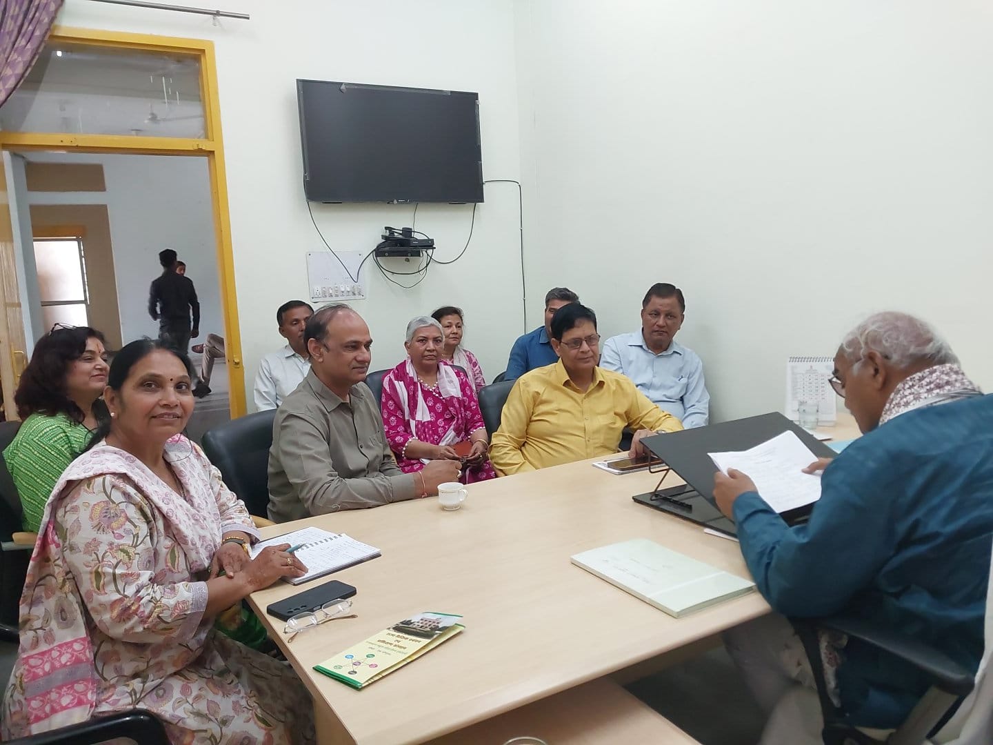 10 हज़ार पदों पर भर्ती की घोषणा के विरुद्ध शिक्षा विभाग कर रहा 15444 पदों पर भर्ती- शिक्षा मंत्री मदन दिलावर