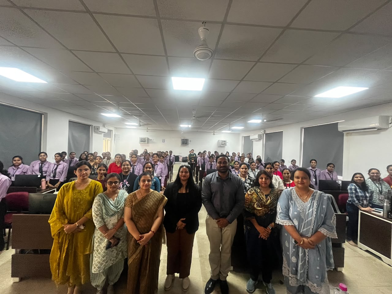 यूआई/यूएक्स डिज़ाइन एवं प्रॉम्प्ट इंजीनियरिंग’ पर कार्यशाला आयोजित