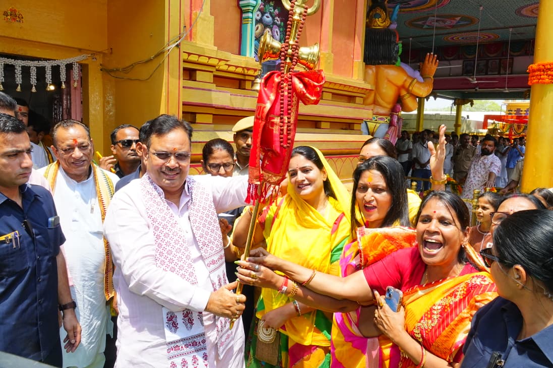 झारखंड महादेव मंदिर, जयपुर में आयोजित राज्य स्तरीय समारोह में देवस्थान मंत्री जोराराम कुमावत