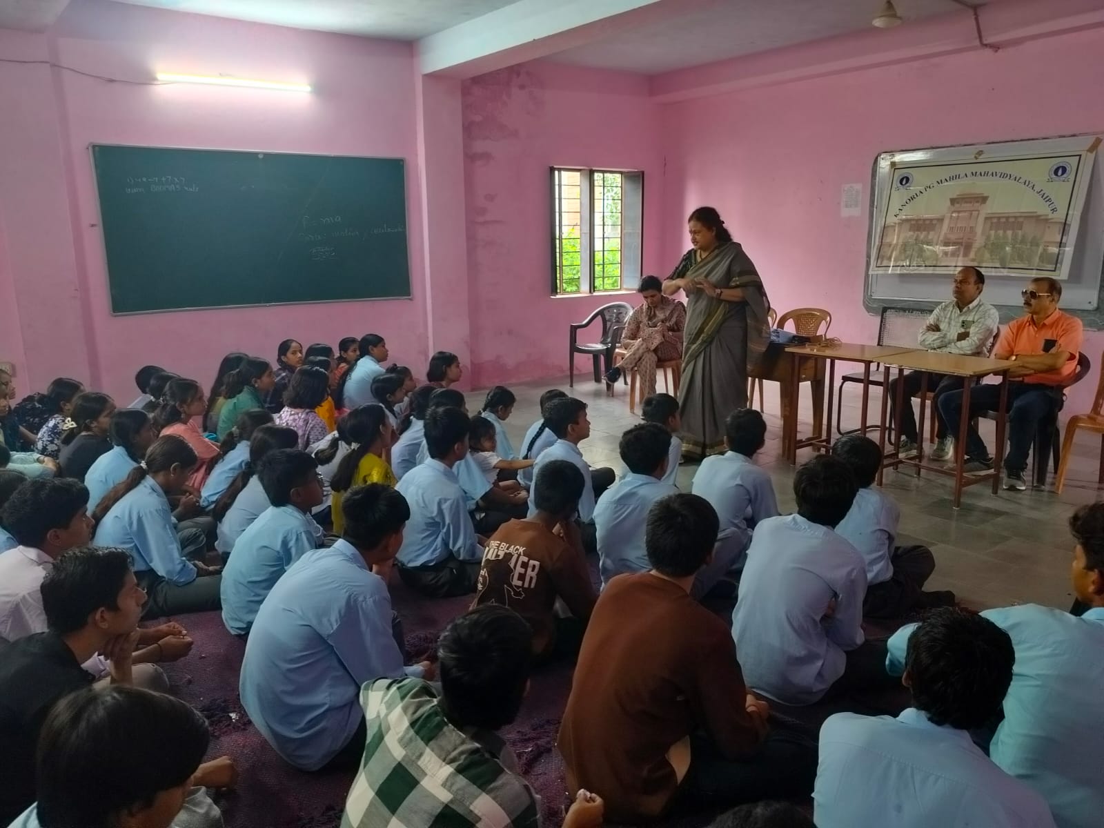 सेंटर फॉर जेंडर स्टडीज ने ‘अनलर्निंग जेंडरः स्टीरियोटाइप्स एंड सोशल एक्सपेक्टेशंस’ पर जागरूकता सत्र का हुआ आयोजन
