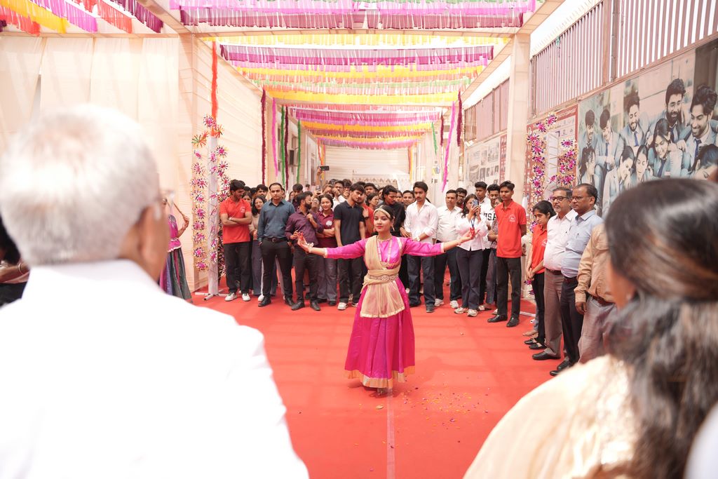 पोददार इंटरनेशनल कॉलेज में ‘Design Fest 2026’ और ‘मंथन–कला संगम’ का भव्य आगाज़