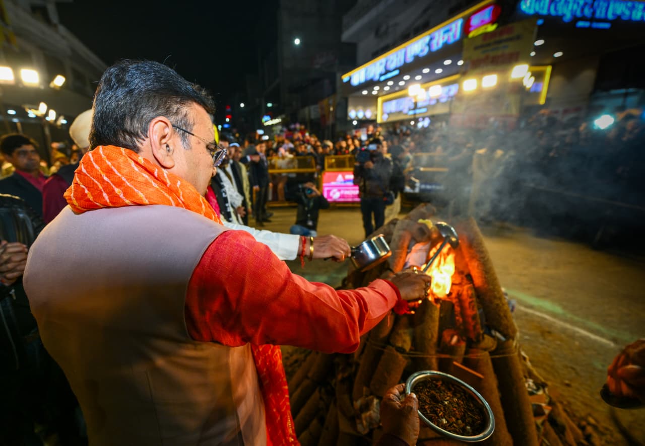 मुख्यमंत्री भजनलाल शर्मा गोकाष्ठ लोहड़ी महोत्सव में हुए शामिल