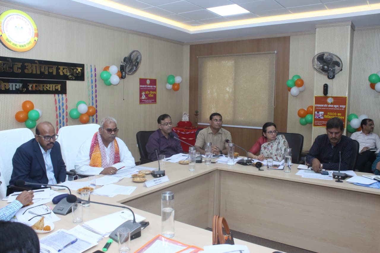 शिक्षामंत्री ने विद्यालय व कार्यालय परिसरों में राष्ट्रगान-राष्ट्रगीत से दिनचर्या शुरू करने के दिए निर्देश