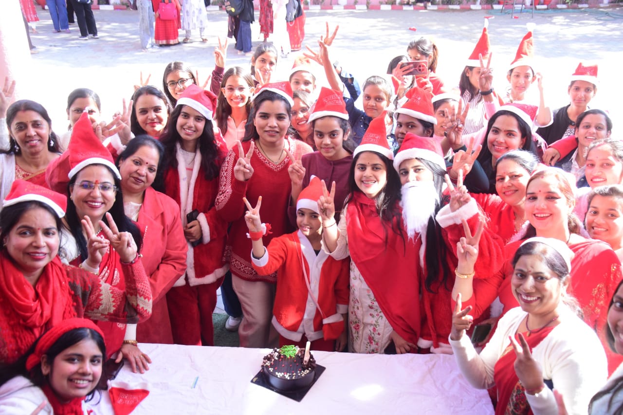 बियानी ग्रुप ऑफ़ कॉलेजेस में हर्षोल्लास के साथ प्री-क्रिसमस सेलिब्रेशन का आयोजन