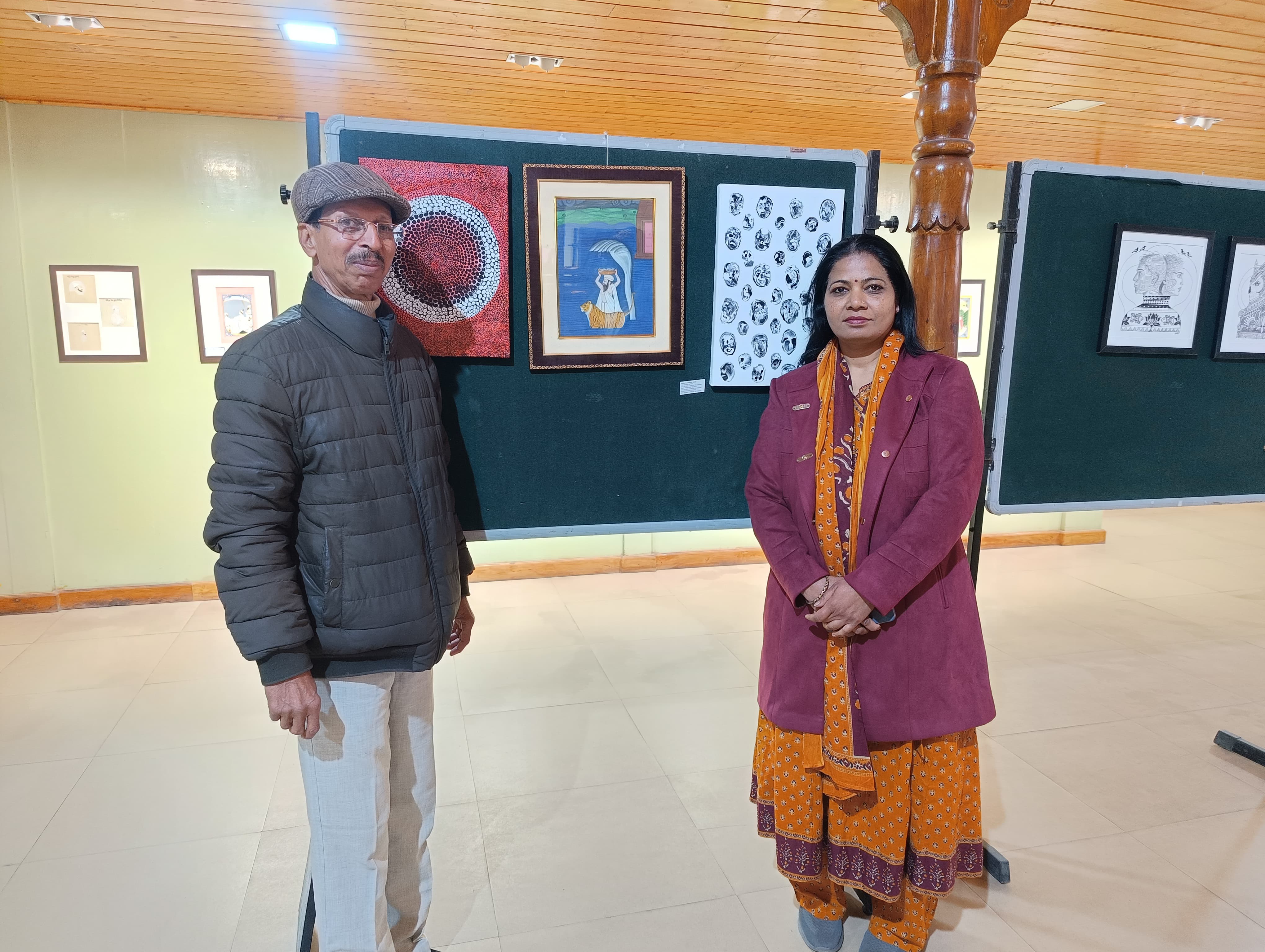 जयपुर के कलाकारों की  कृतियां अंतर्राष्ट्रीय कला  प्रदर्शनी कांगड़ा म्यूजियम में प्रदर्शित