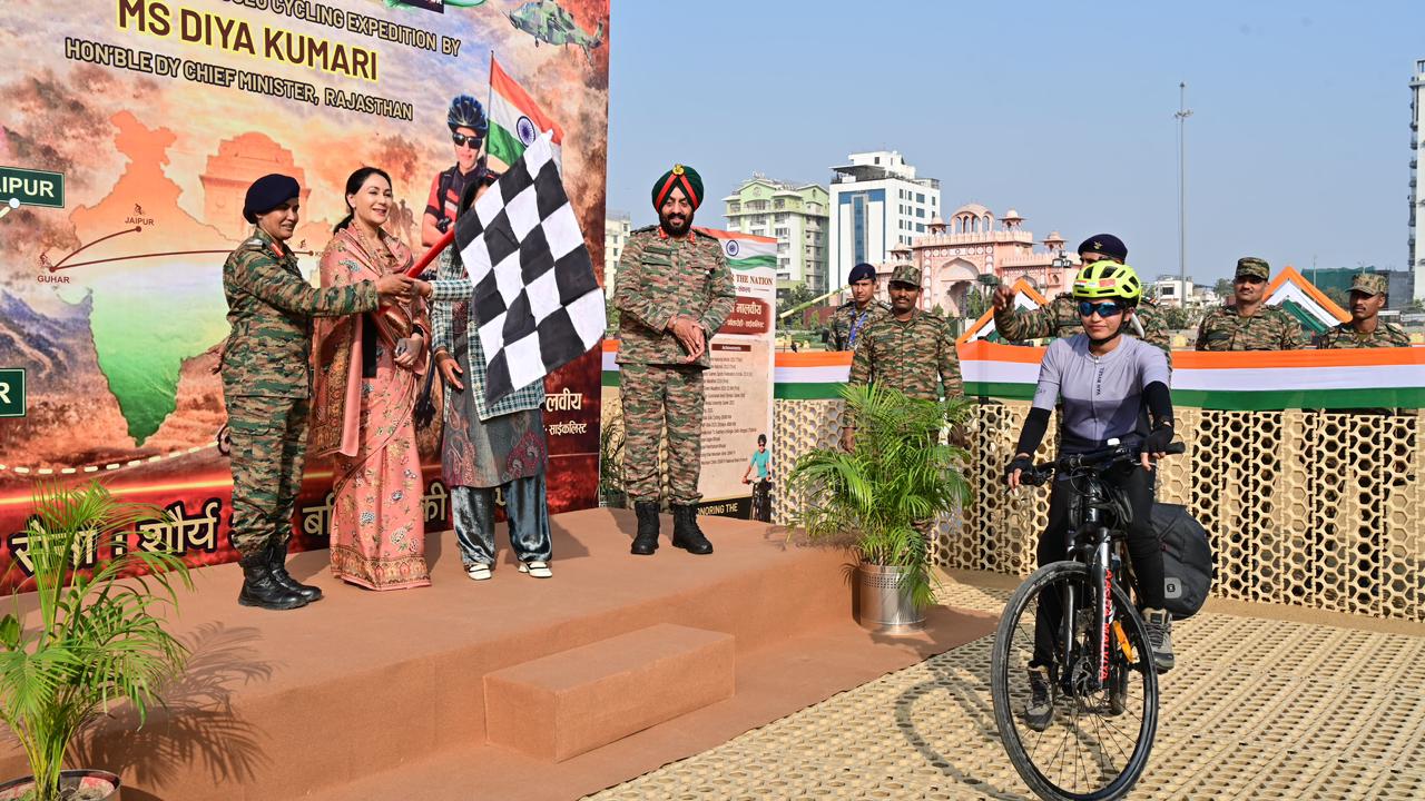सेना की वजह से देश निरन्तर प्रगति कर रहा है