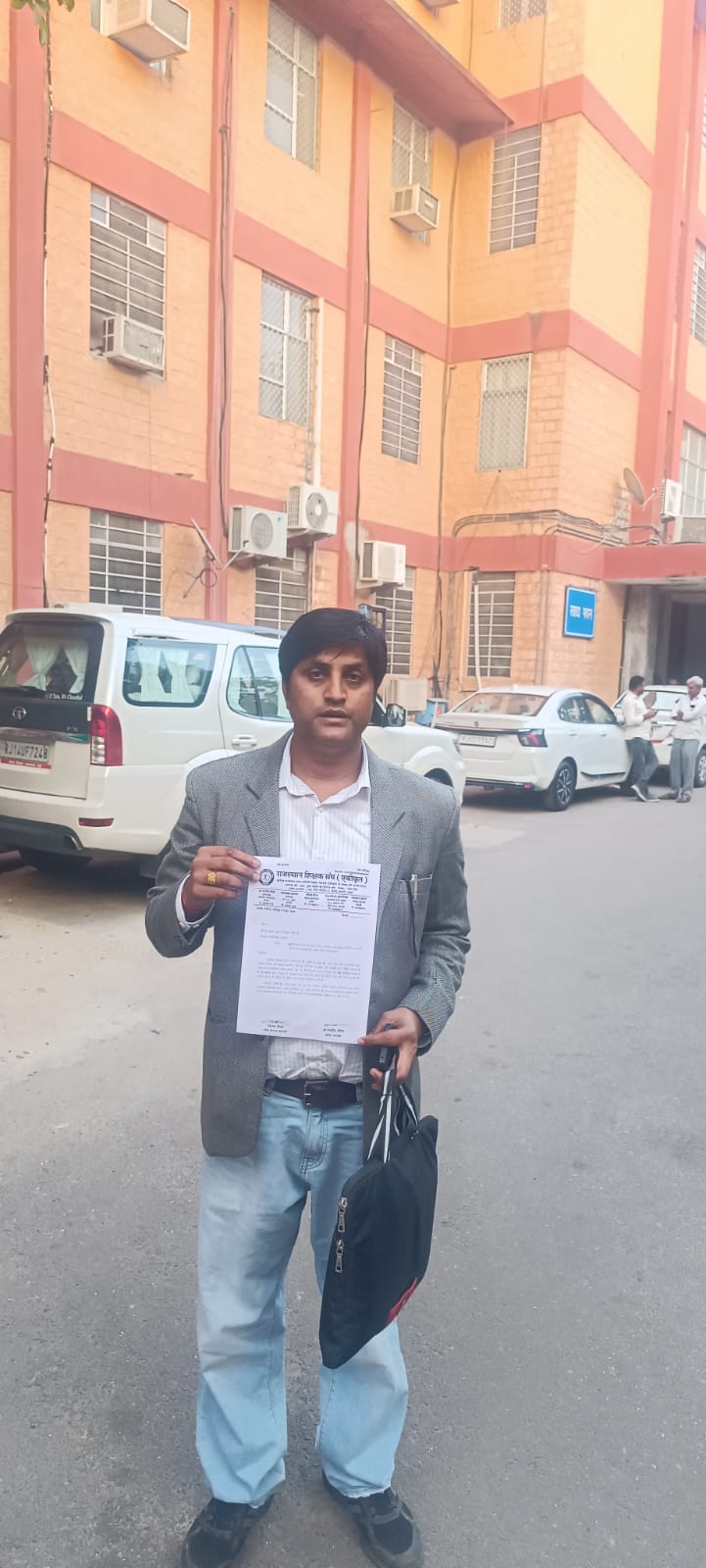 SIR में लगे BLO को दिए जा रहे दाबाब पर लगे रोक नवीन महाजन से की मुलाकात