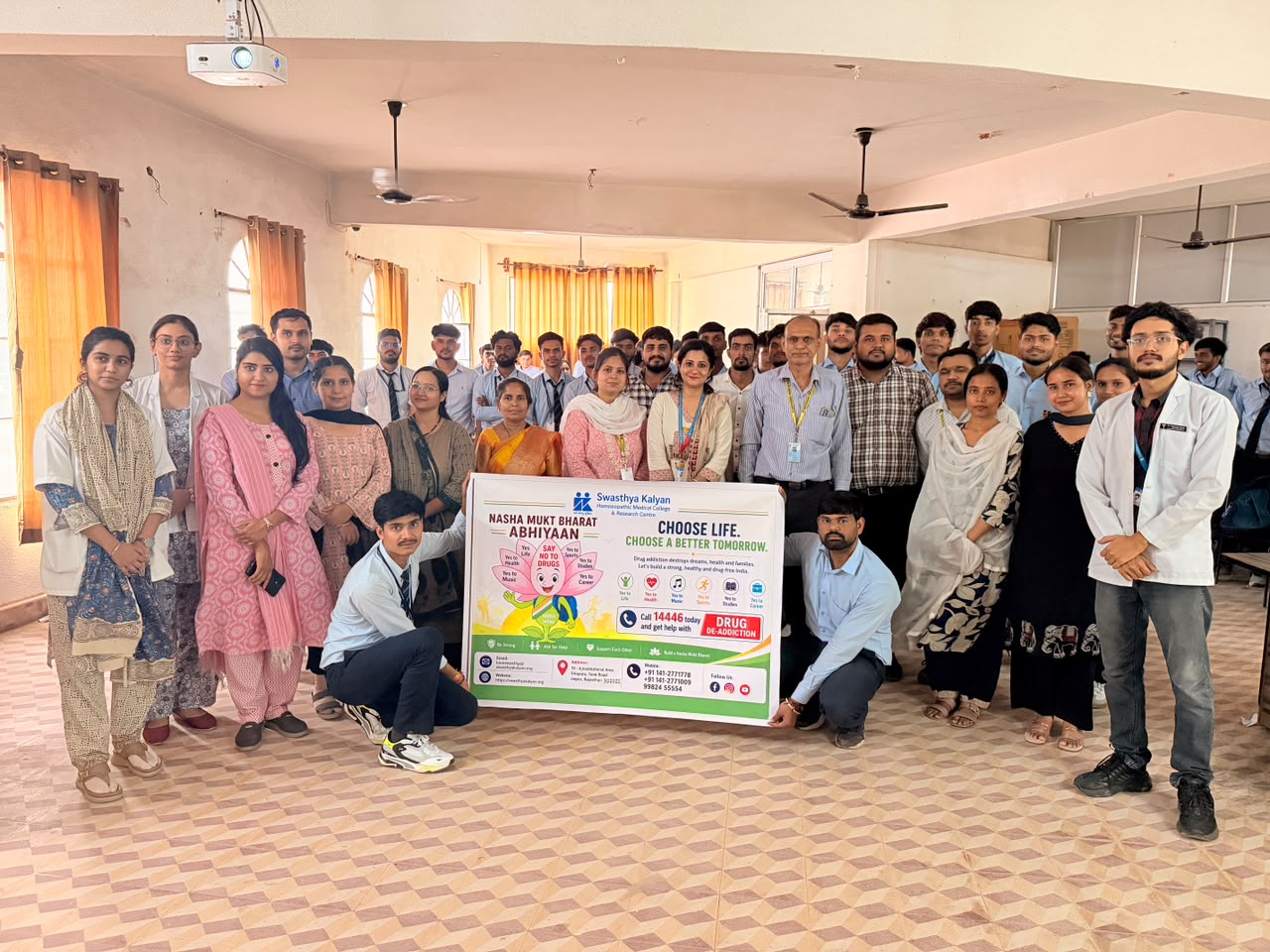 नशे से दूर रहें, स्वस्थ और सशक्त समाज के निर्माण में योगदान दें”डॉ. प्रेम सुराना रीजनल कॉलेज ऑफ फार्मेसी में नशामुक्त भारत अभियान के तहत जागरूकता कार्यक्रम