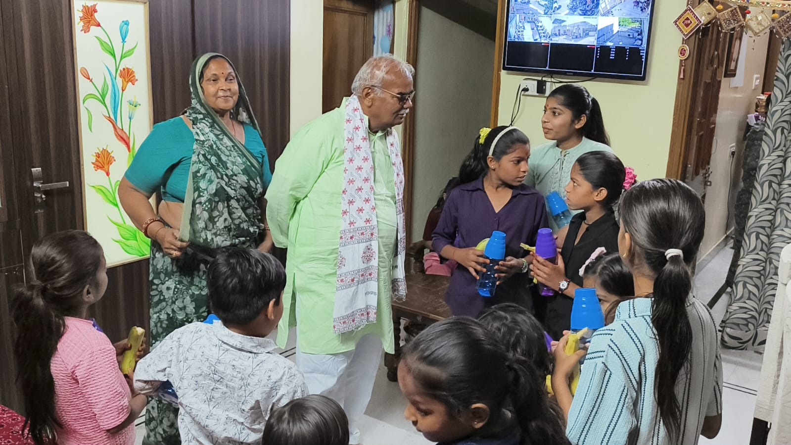 शिक्षा मंत्री ने सपत्निक किया कन्या पूजन, रामनवमी की दी सबको शुभकामनाएं