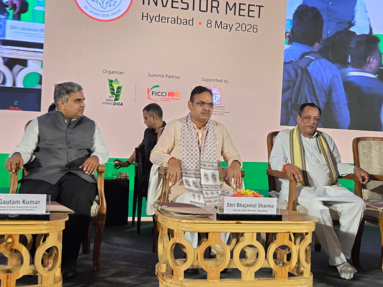 प्रवासी राजस्थानी अपनी जन्मभूमि में भी औद्योगिक इकाईयां स्थापित करें : पशुपालन मंत्री