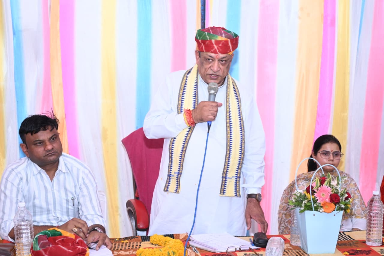 राज्य सरकार का उद्देश्य गांवों का समग्र विकास कर आत्मनिर्भर बनाना : मंत्री कुमावत