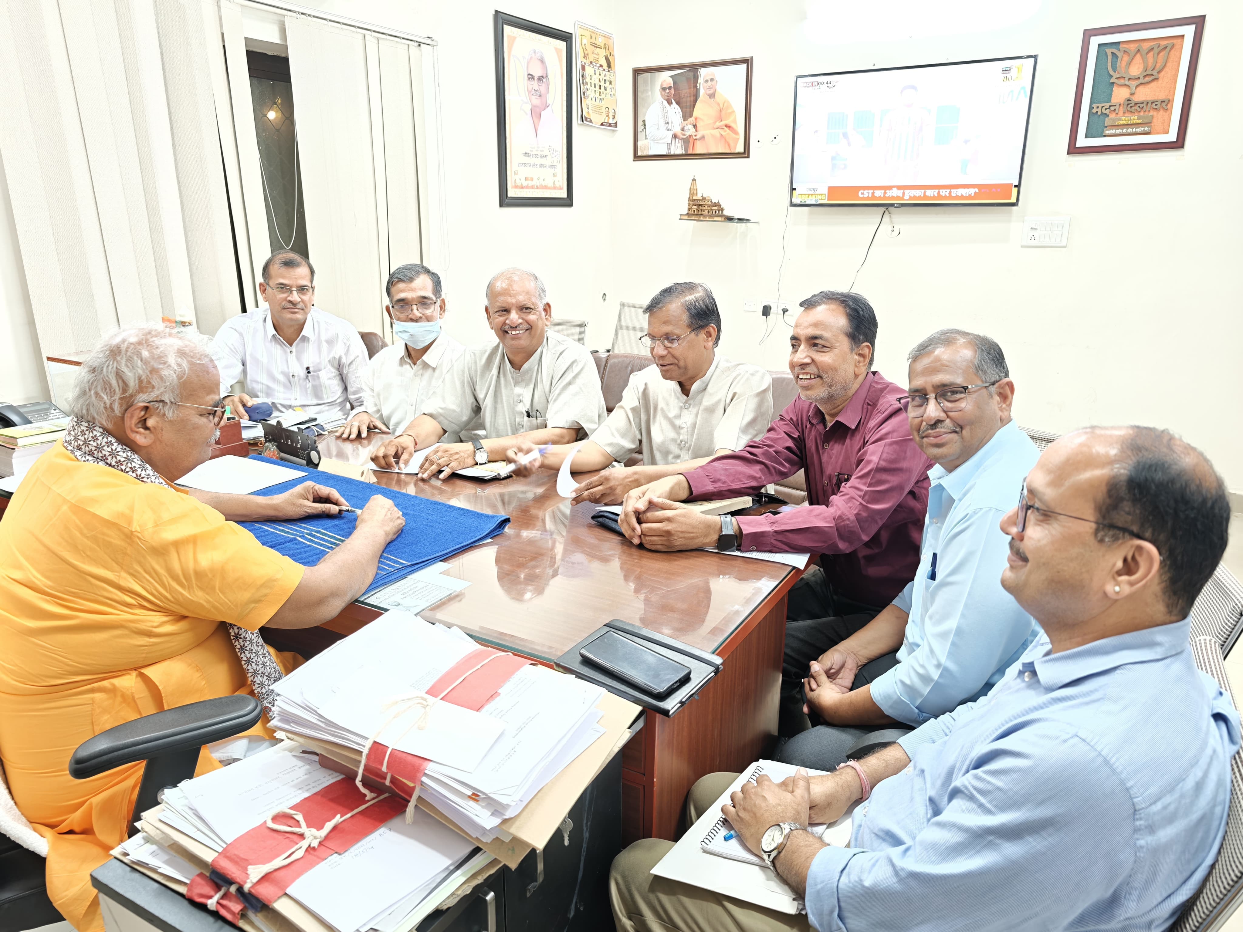 शिक्षा मंत्री के साथ शैक्षिक महासंघ की वार्ता , गतिरोध समाप्त,आंदोलन स्थगित ग्रीष्मावकाश 28 जून तक