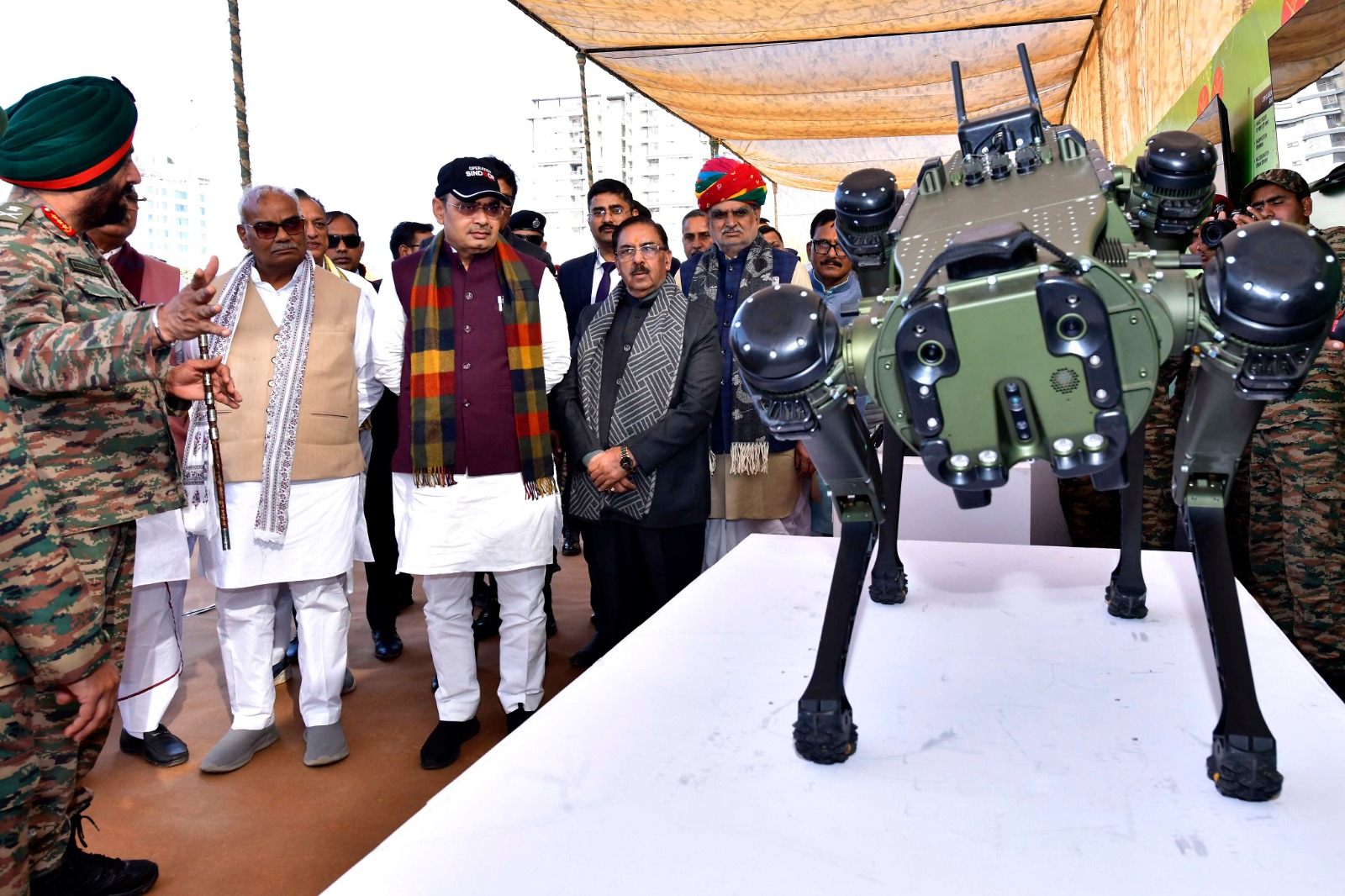 प्रधानमंत्री नरेन्द्र मोदी के नेतृत्व में सशस्त्र सेनाओं का आधुनिकीकरण अभूतपूर्व गति से बढ़ा,भारतीय सेना हर देशवासी की ढालऔर राष्ट्र की आत्मा- मुख्यमंत्री भजनलाल शर्मा