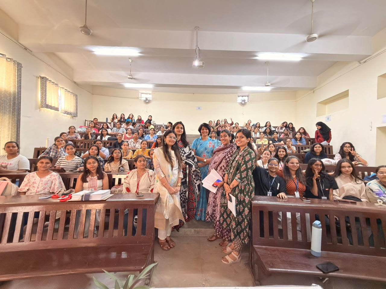 लिसन, अंडरस्टैण्ड, चेंजः वाय डस लिव्ड एक्सपीरियन्स मेटर?” विषय पर एक विशेषज्ञ व्याख्यान एवं संवादात्मक सत्र का आयोजन किया