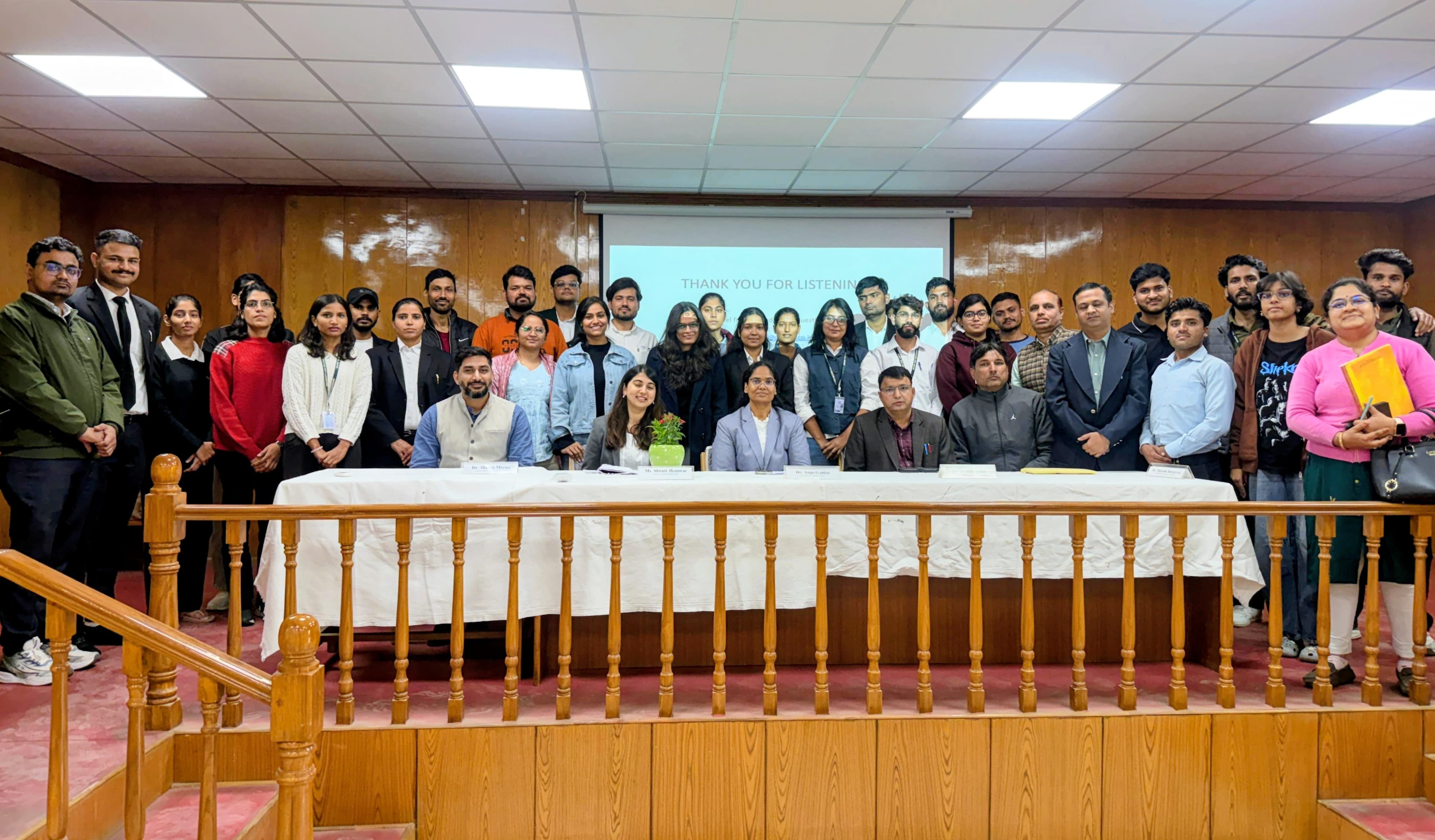 सुरक्षित परिसर की ओर एक कदम: राजस्थान विश्वविद्यालय में 'पॉश' कानून और लैंगिक संवेदनशीलता पर मंथन