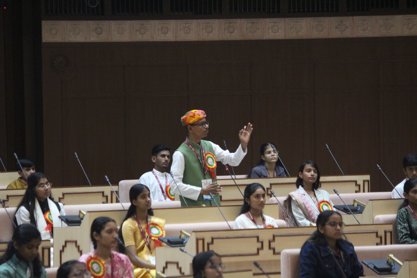 सदन में गूंजा विद्यार्थियों के मानसिक स्वास्थ्य व करियर काउंसलिंग का मुद्दा