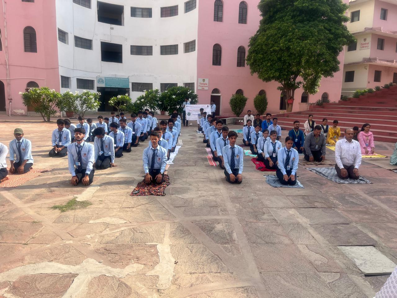 अंतरराष्ट्रीय योग दिवस पर योगाभ्यास कार्यक्रम आयोजित युवा पीढ़ी स्वस्थ जीवन के लिए योग को अपनाए : डॉ. प्रेम सुराणा