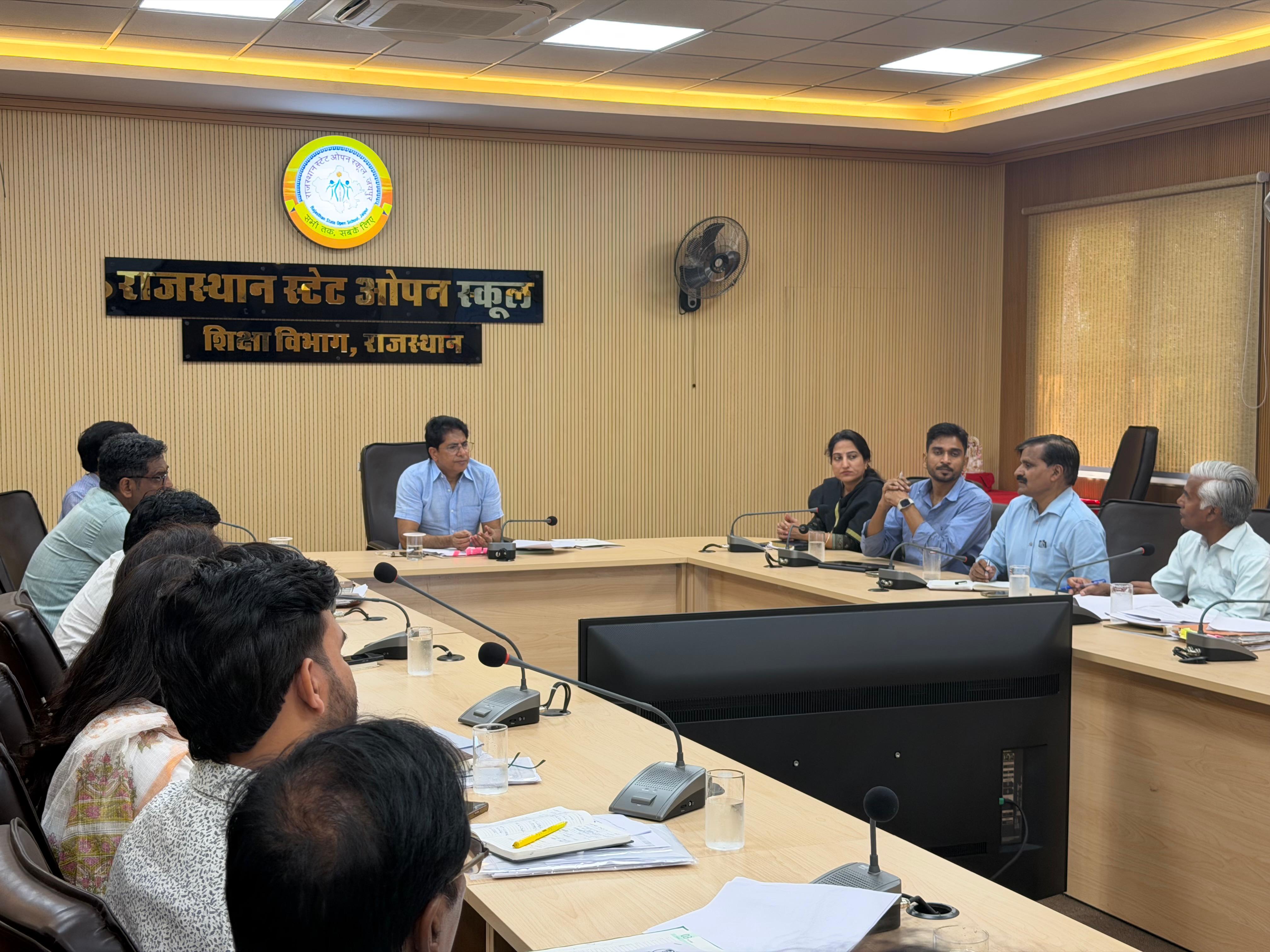 एसआईईएमएटी की कार्ययोजना को प्रभावी बनाने पर मंथन, साक्षरता से शिक्षा और कौशल से रोजगार की दिशा में बढ़ेगा कदम