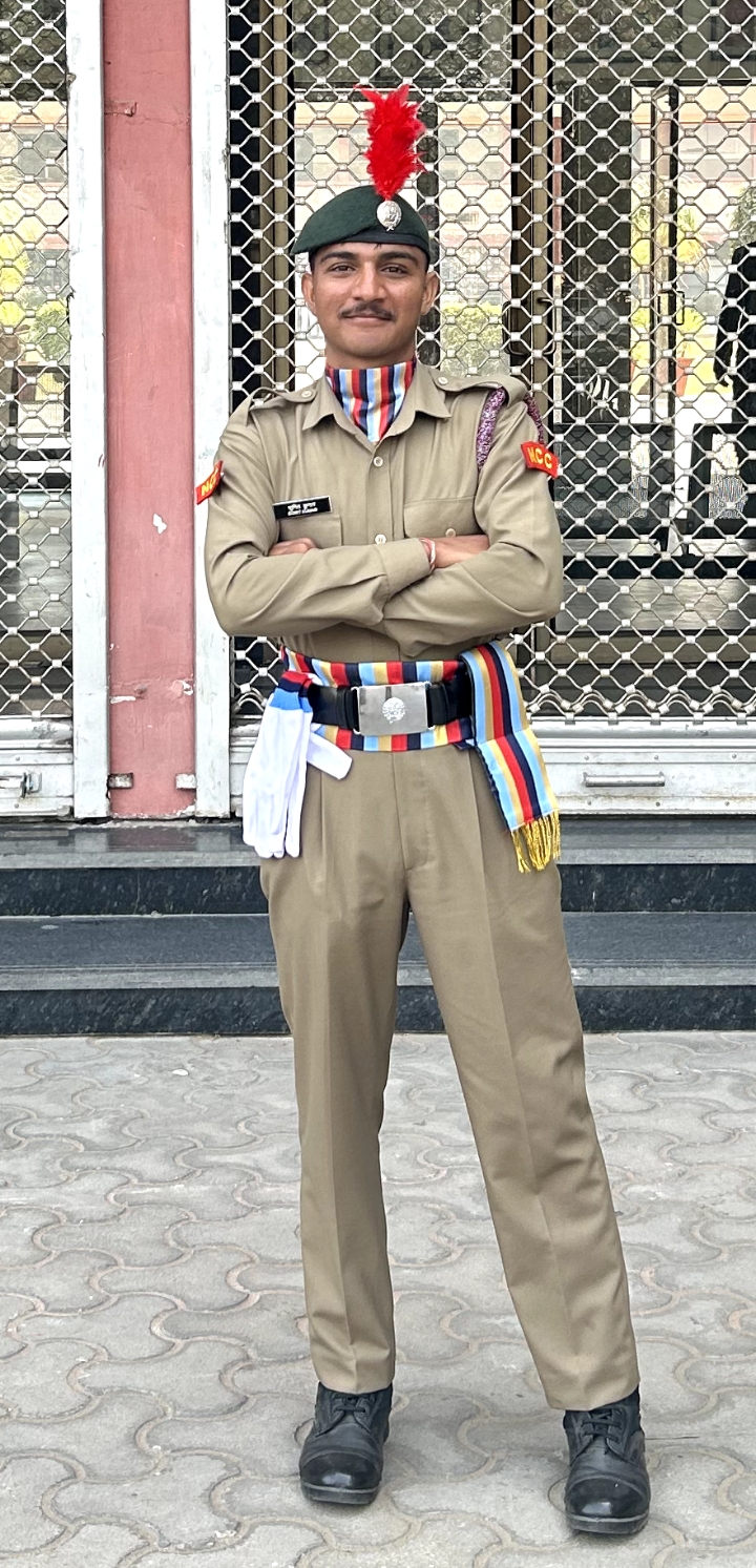 सुबोध पी.जी. स्वायत्तशासी काॅलेज के पाँच एनसीसी कैडेटों का लैफ्टीनेंट (आफिसर) के पद पर सेना में चयन