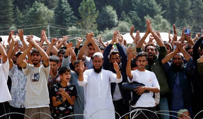 Kashmiri Muslim Youth Alleges Assault in Delhi Protest After Expressing Support for PM Modi