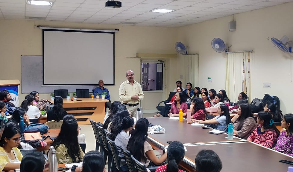 राजस्थान विश्वविद्यालय के मनोविज्ञान विभाग में हिप्नोथेरेपी पर कार्यशाला का आयोजन