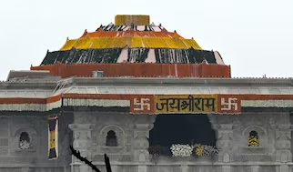Ram Temple Donation Theft Case: CCTV Footage Allegedly Shows Staff Hiding Cash During Counting