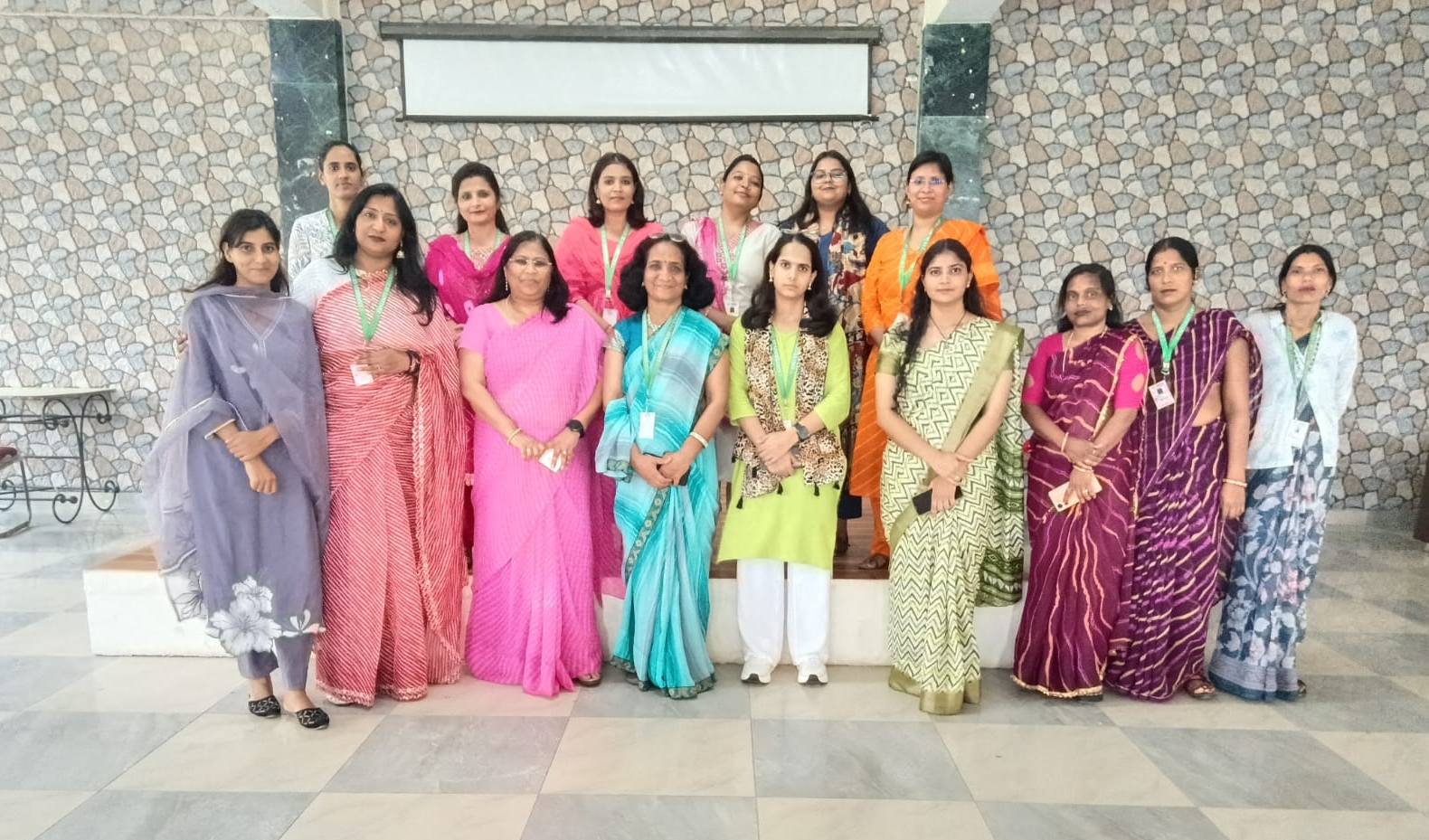 यूनिवर्सिटी ऑफ टेक्नोलॉजी, वाटिका, जयपुर में मनाया गया हरियाली तीज उत्सव