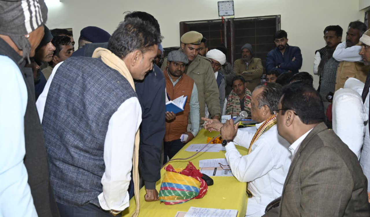 प्रभारी मंत्री जोराराम कुमावत ने सुनी जनता की राय, समस्या समाधान के लिए दिए निर्देश