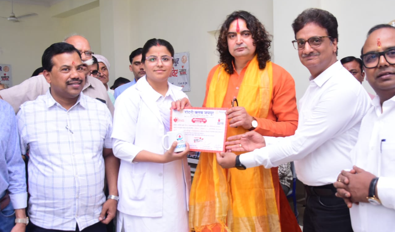 चतुर्थ पुण्यतिथि पर विशाल रक्तदान एवं स्वास्थ्य शिविर का आयोजन