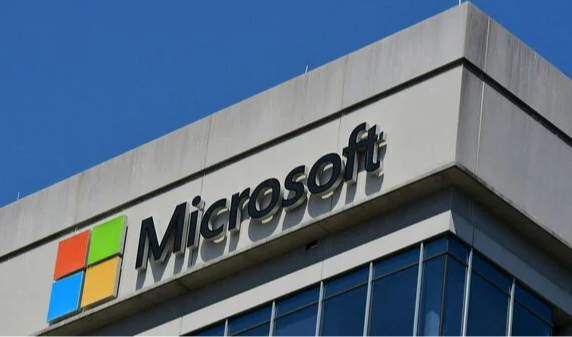 Microsoft Windows आउटेज से IndiGo और SpiceJet की उड़ानें प्रभावित, एयरपोर्ट्स पर मैनुअल चेक-इन शुरू