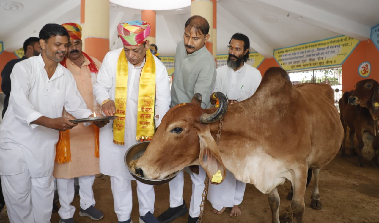 गाय का दूध, घी, दही, छाछ स्वास्थ्यवर्धक : जोराराम कुमावत