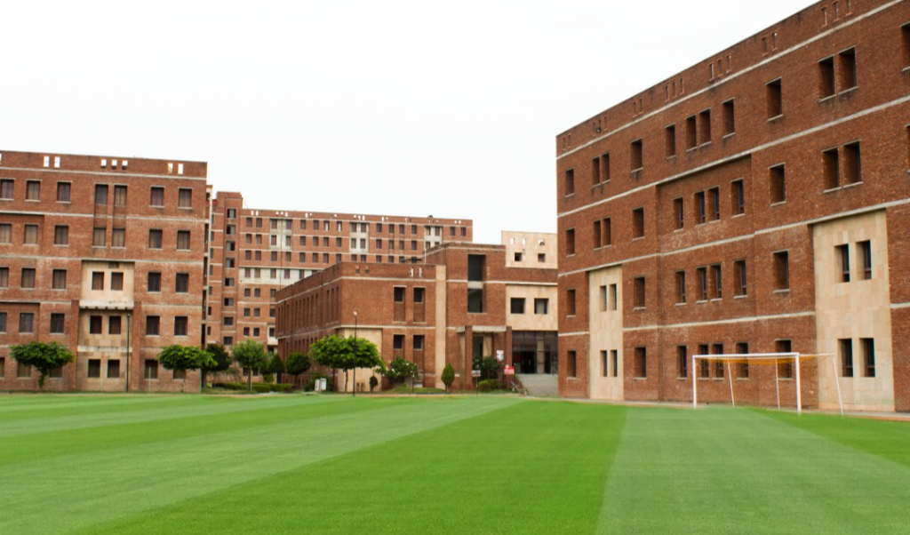 जेईसीआरसी यूनिवर्सिटी के भौतिक विज्ञान विभाग को ‘आईयूसीएए (इंटर-यूनिवर्सिटी सेंटर फॉर एस्ट्रोनॉमी एंड एस्ट्रोफिजिक्स)’ रेफरेंस सेंटर का दर्जा