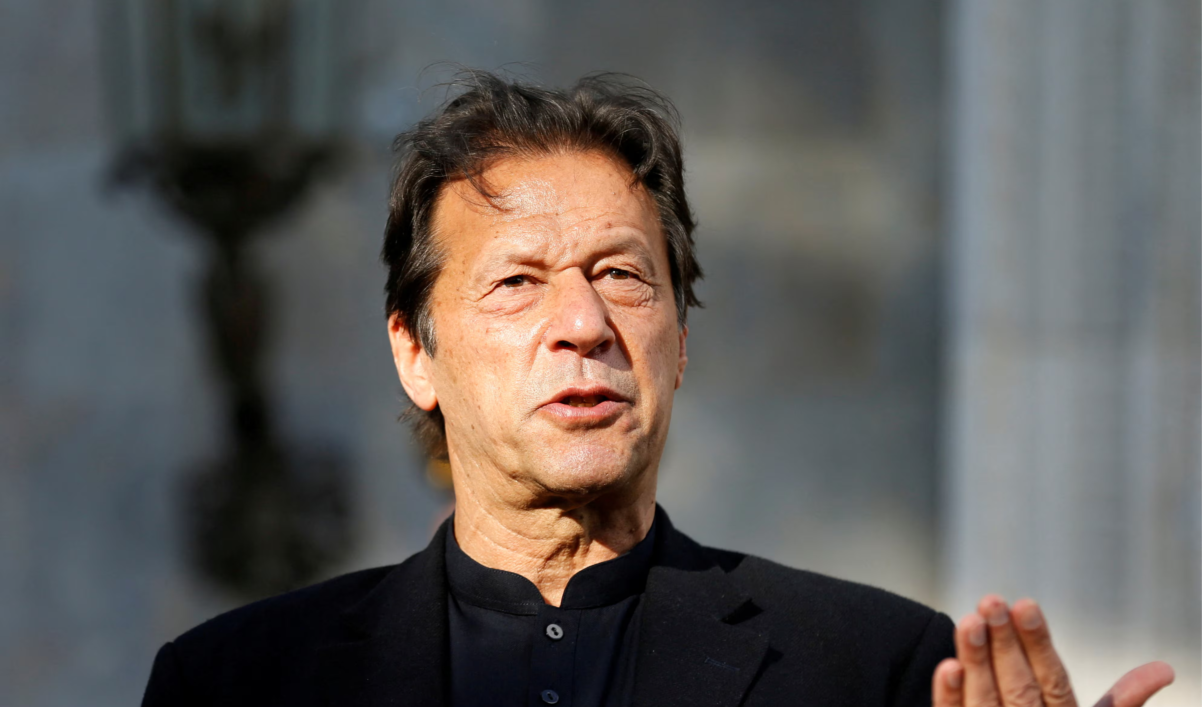 इमरान खान जेल में ‘पूर्ण एकांतवास’ में? परिवार ने मांगा ‘सबूत-ए-ज़िंदगी’, PTI का देशभर में विरोध तेज