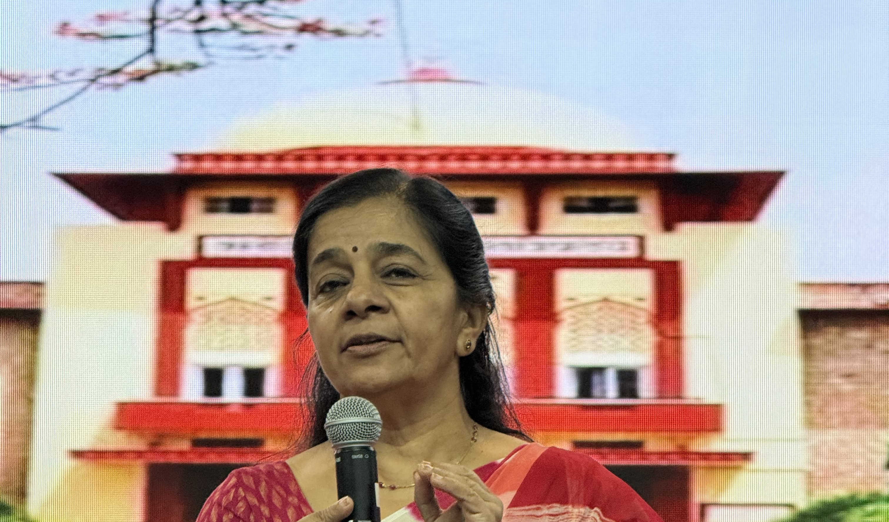 ओरिएंटेशन कार्यक्रम के तीसरे दिन छात्राओं को मिला आत्मविश्वास और कौशल विकास का संदेश