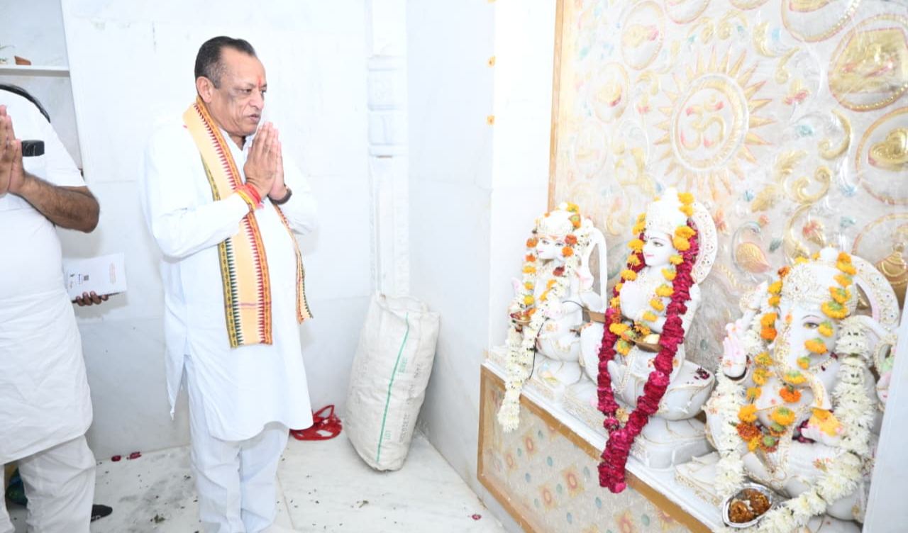 मंदिर हमारी आस्था, संस्कृति और परंपराओं के प्रतीक : देवस्थान मंत्री