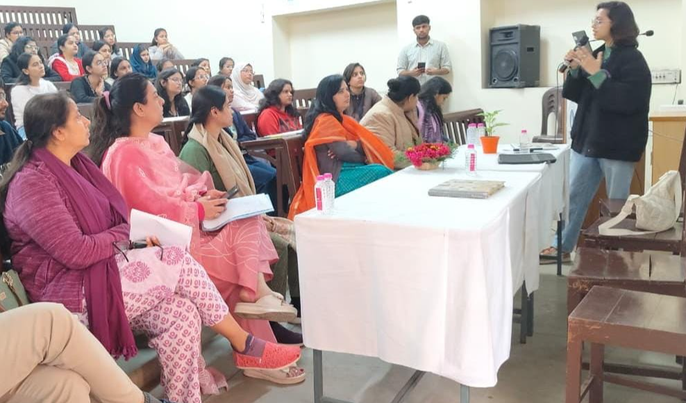 उच्च शिक्षा हेतु करियर काउंसलिंग एवं मार्गदर्शन सत्र का आयोजन