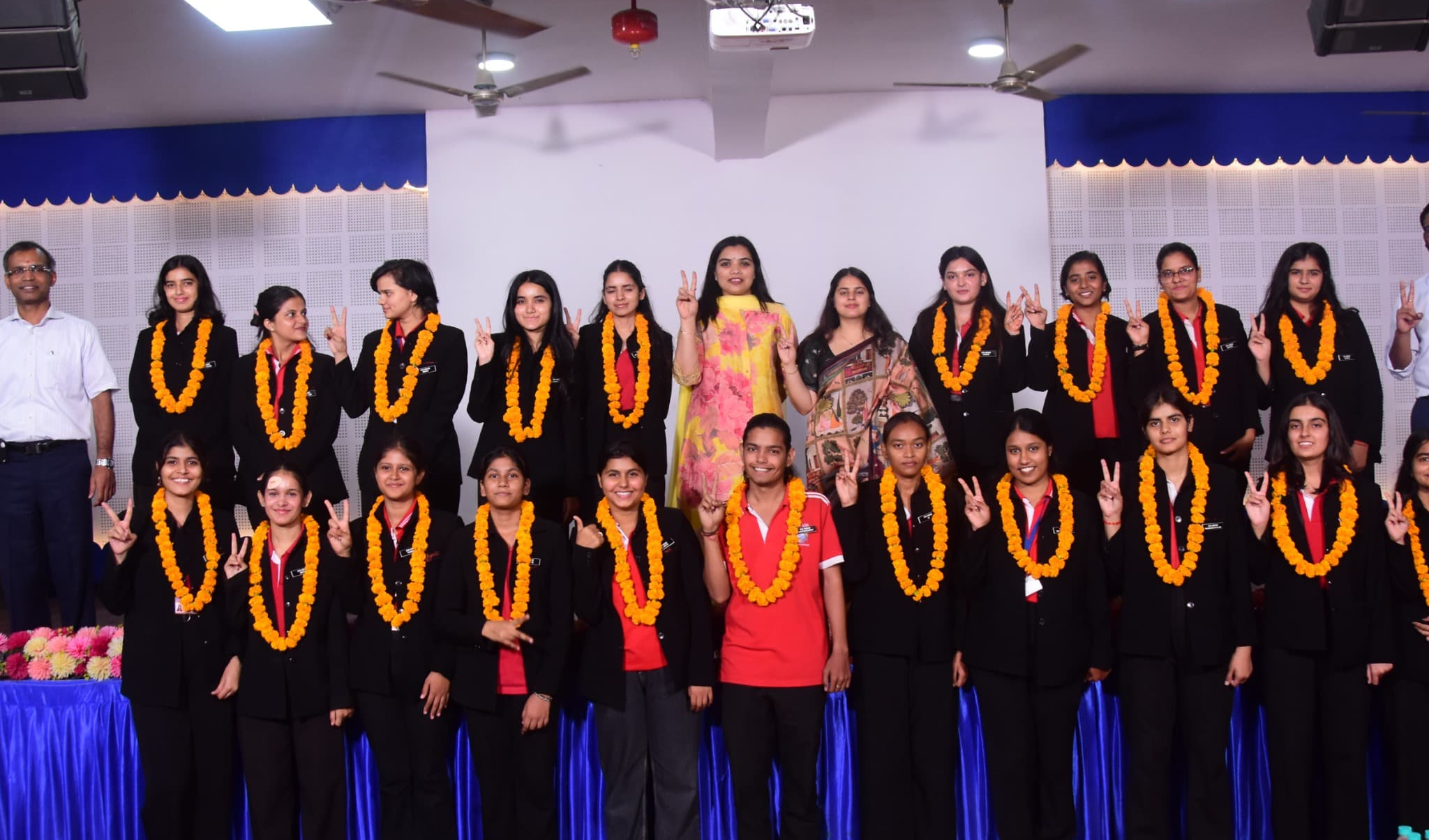 बियानी ग्रुप ऑफ कॉलेजेज में स्टूडेंट काउंसिल का शपथ ग्रहण समारोह आयोजित