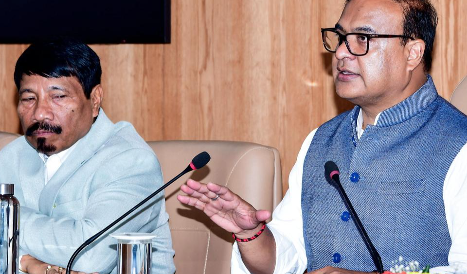 Assam CM Levels Allegations Over Pakistan Visit Against Gaurav Gogoi and Wife, Congress Dismisses Claims